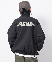 スウェット ハーフジップ」に該当するトップス（バックプリント