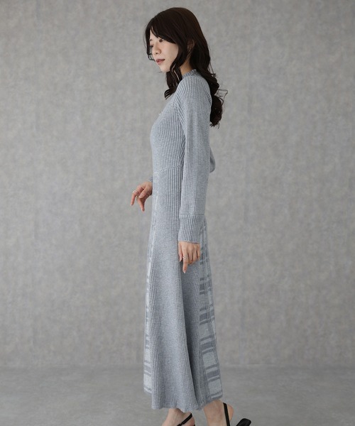 Lace Ladies（レースレディース）の「オフネック 配色 チェック柄 ロング ニット ワンピース（ワンピース・レディース・ブラウン/グレー/ブラック・S/FREE）」の22枚目の写真