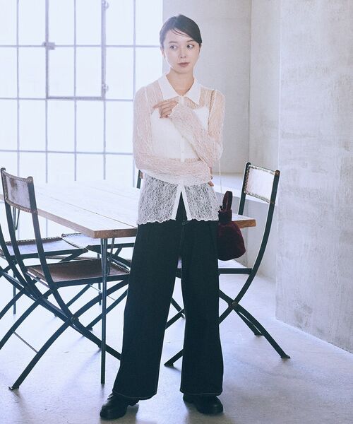 earth music&ecology（アースミュージックアンドエコロジー）の「ベロアハンドルバッグ（ショルダーバッグ・レディース・ブルー/ボルドー・FREE）」の5枚目の写真