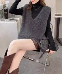 ファーベスト」に該当するレディースのベスト（グレー/灰色系