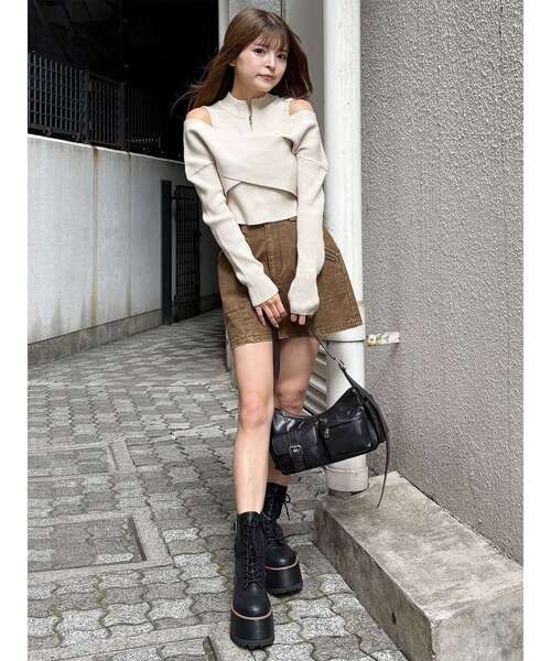 MURUA(ムルーア)の「メニーポケットベルトバッグ(ハンドバッグ・レディース・ブラウン/ブラック・FREE)」の7枚目の写真