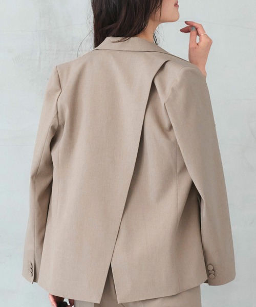 RUIRUE BOUTIQUE 　セレモニースーツ　ベージュ ストレッチ ｜ スマート ビューティ スーツ ｜ レディース