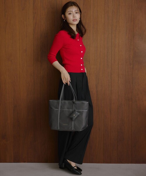 TOCCA（トッカ）の「BABY SCALLOP PANTS パンツ（その他パンツ・レディース・ネイビー系/ブラック系・0/2/4）」の3枚目の写真