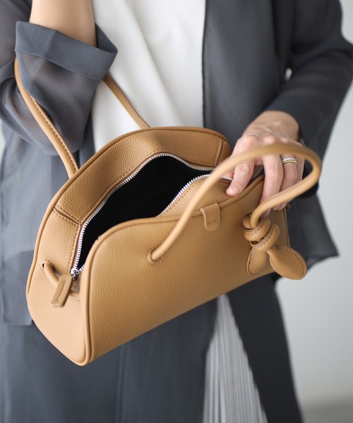 Ehre style(エーレスタイル)の「余裕をまとう大人の上品バッグ結びデザインバッグ(ハンドバッグ・レディース・イエロー/ホワイト/ブラウン・FREE)」の5枚目の写真