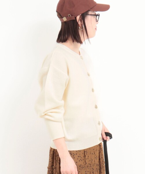 fredy couleur（フレディクルール）の「スウェットライクハート釦カーディガン（ニット/セーター・レディース・オフホワイト/ブラック/グレイッシュベージュ/オレンジ・38）」の7枚目の写真
