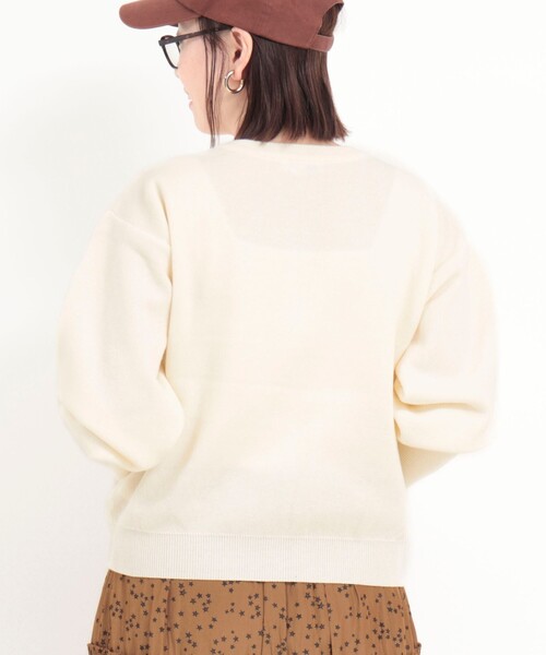 fredy couleur（フレディクルール）の「スウェットライクハート釦カーディガン（ニット/セーター・レディース・オフホワイト/ブラック/グレイッシュベージュ/オレンジ・38）」の9枚目の写真