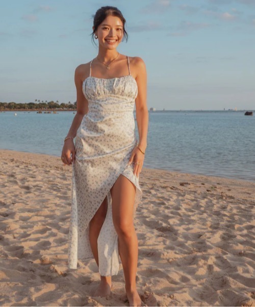 ROXY(ロキシー)の「ROXY×NANAHA DRESS/ロキシーナナハコラボワンピース(ワンピース・レディース・イエロー/オフホワイト・MEDIUM/X-SMALL/SMALL/LARGE)」の2枚目の写真