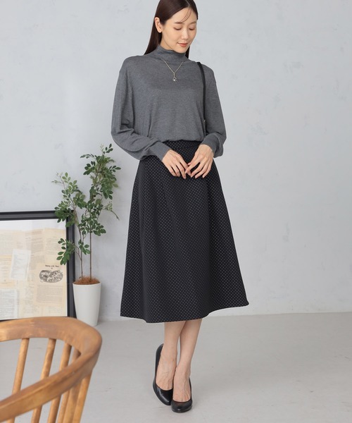 GALLORIA(ギャローリア)の「マシンウォッシャブル シアーハイネックニット(ニット/セーター・レディース・ブラック/アイボリー/ロイヤルブルー/チャコールグレー・LL/L/M/S)」の9枚目の写真