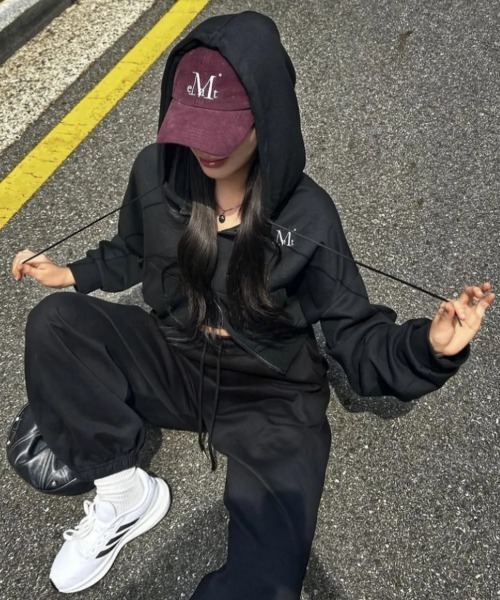 MUCENT(ムセント)の「◇MUCENT◇ブランド直輸入正規品/MUCENT デンバー 2WAY フード ジップアップ MUCENT DENVER 2-WAY HOOD ZIP-UP(パーカー・レディース・ブラック・FREE)」の5枚目の写真