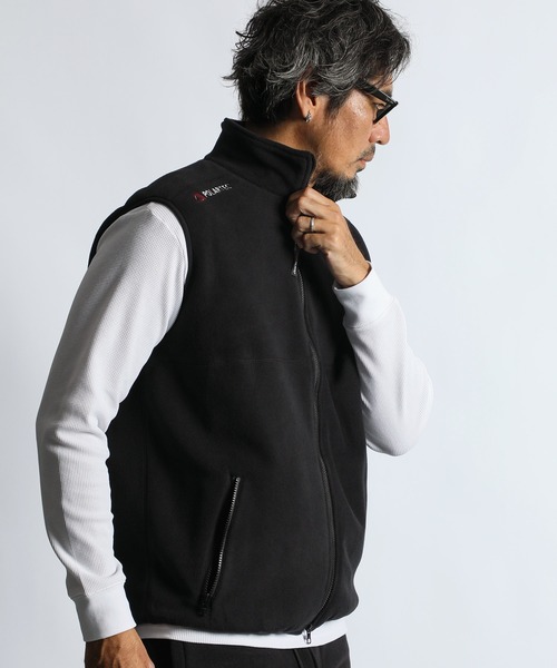 The DUFFER of ST.GEORGE(ザダファーオブセントジョージ)の「〔BLACK LABEL〕POLARTEC "CLASSIC200" ZIP VEST:セットアップ ポーラテック フルジップベスト(ベスト・メンズ・チャコールグレー/ブラック・X-LARGE/LARGE/MEDIUM)」の2枚目の写真