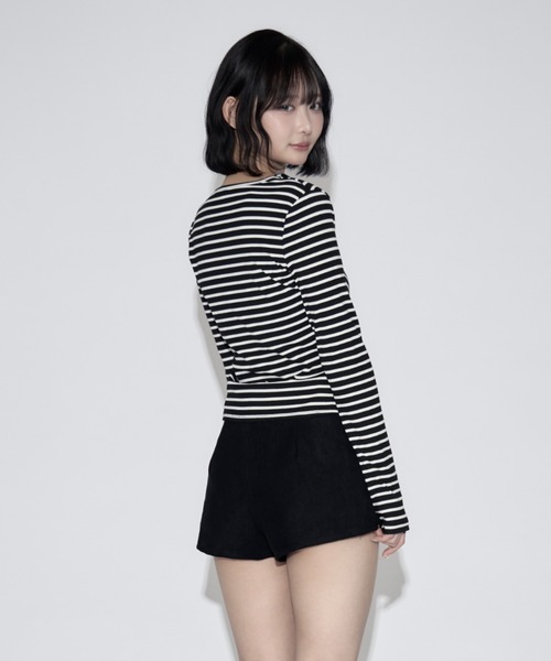 tinkerend(ティンカーエンド)の「Ruched Border Ribbed Cardigan / シャーリングボーダーリブカーディガン(シャツ/ブラウス・レディース・ブラック・FREE)」の14枚目の写真