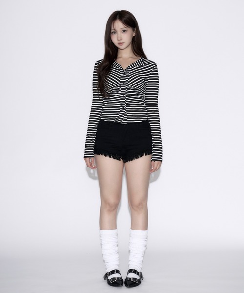 tinkerend(ティンカーエンド)の「Ruched Border Ribbed Cardigan / シャーリングボーダーリブカーディガン(シャツ/ブラウス・レディース・ブラック・FREE)」の6枚目の写真