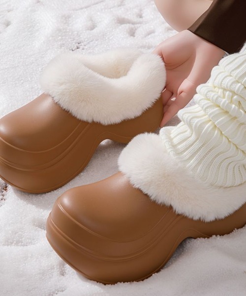 Vipoa(ヴィポア)の「Fur Crocs Shoes(スリッポン・レディース・アイボリー/ブラック/ブラウン・SMALL/MEDIUM/LARGE)」の20枚目の写真