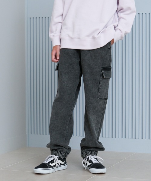 GLOBAL WORK(グローバルワーク)の「あったかスゴラクストレッチカーゴパンツ/581226(カーゴパンツ・キッズ・ブラック/カーキ/ブラック系その他/ブルー・130cm/140cm/150cm/160cm)」の14枚目の写真