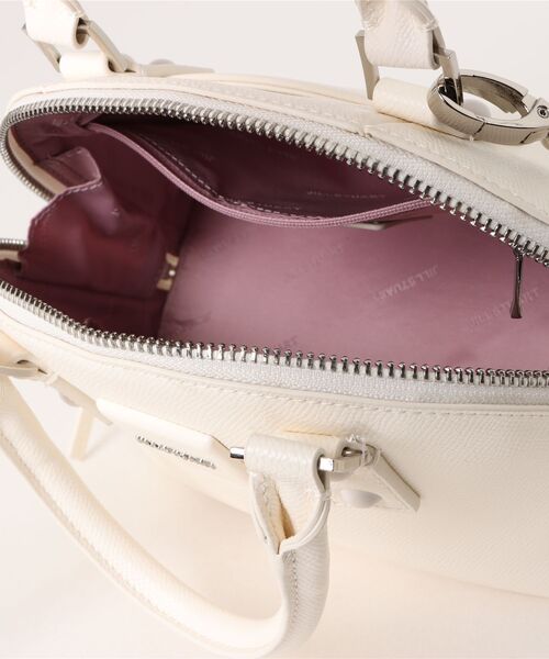JILL STUART（ジルスチュアート）の「JILL STUART(ジル スチュアート)　メルティ　2WAYハンド（ハンドバッグ・レディース・ホワイト/ピンク/ブラック/サックスブルー・FREE）」の7枚目の写真
