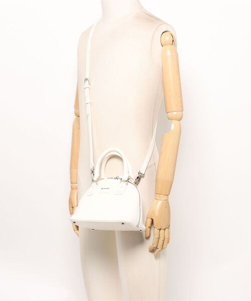 JILL STUART（ジルスチュアート）の「JILL STUART(ジル スチュアート)　メルティ　2WAYハンド（ハンドバッグ・レディース・ホワイト/ピンク/ブラック/サックスブルー・FREE）」の11枚目の写真