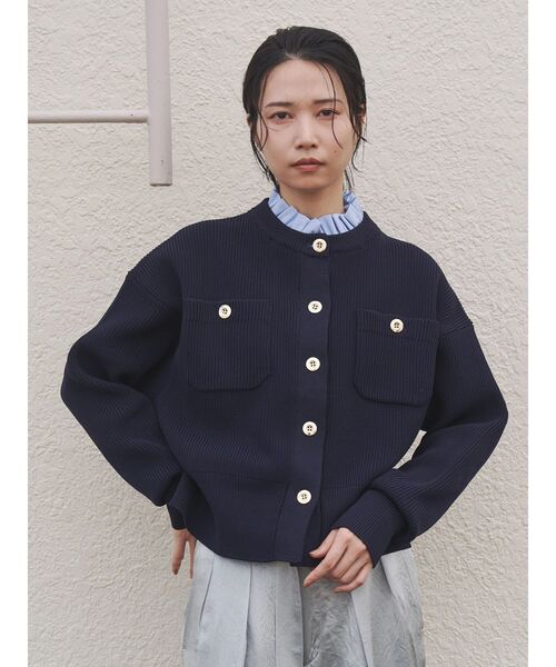 TONAL（トーナル）の「フリル衿金ボタンカーデ（カーディガン/ボレロ・レディース・ブラック/ネイビー/ブラウン・MEDIUM）」の11枚目の写真