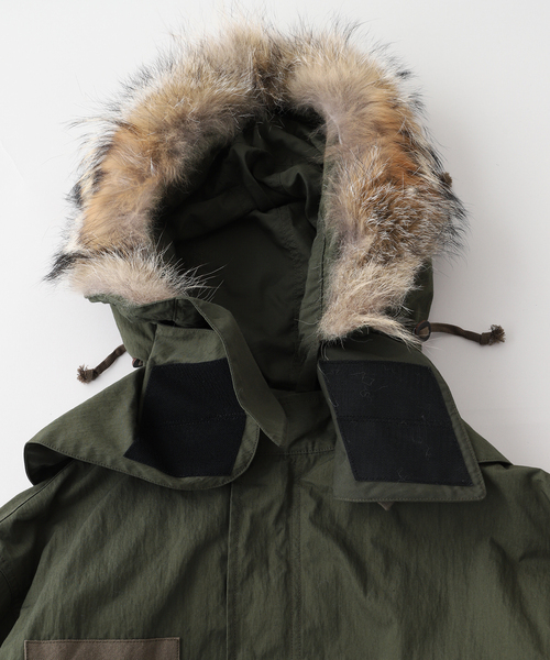 The DUFFER N NEPHEWS（ザ ダファーアンドネフューズ）の「The DUFFER N NEPHEWS(ザ・ダファー・アンド・ネフューズ) M-65 FIELD COAT（ミリタリージャケット・メンズ・カーキ・MEDIUM）」の2枚目の写真