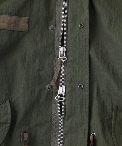 The DUFFER N NEPHEWS（ザ ダファーアンドネフューズ）の「The DUFFER N NEPHEWS(ザ・ダファー・アンド・ネフューズ) M-65 FIELD COAT（ミリタリージャケット・メンズ・カーキ・MEDIUM）」の4枚目の写真