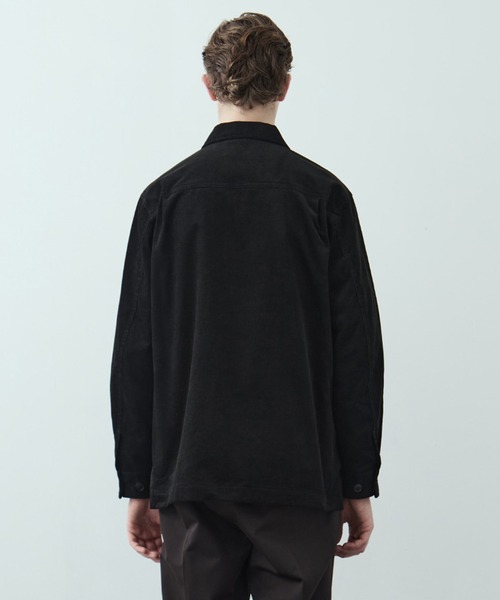 UNITED TOKYO（ユナイテッドトウキョウ）の「コットンコーデュロイ シャツジャケット（シャツ/ブラウス・メンズ・ブラック/グレイッシュベージュ・1/2）」の10枚目の写真