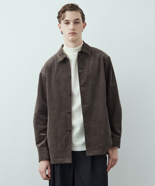 UNITED TOKYO（ユナイテッドトウキョウ）の「コットンコーデュロイ シャツジャケット（シャツ/ブラウス・メンズ・ブラック/グレイッシュベージュ・1/2）」の6枚目の写真
