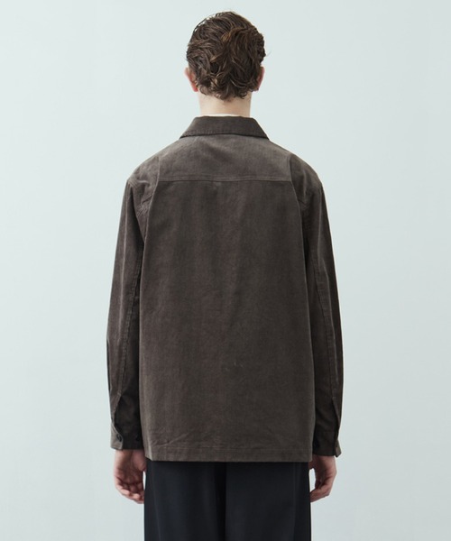 UNITED TOKYO（ユナイテッドトウキョウ）の「コットンコーデュロイ シャツジャケット（シャツ/ブラウス・メンズ・ブラック/グレイッシュベージュ・1/2）」の14枚目の写真