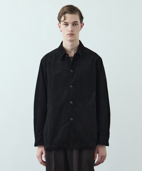 UNITED TOKYO（ユナイテッドトウキョウ）の「コットンコーデュロイ シャツジャケット（シャツ/ブラウス・メンズ・ブラック/グレイッシュベージュ・1/2）」の8枚目の写真