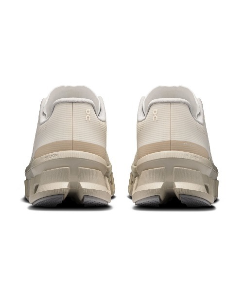 On Cloudmonster Void（オン クラウドモンスター ヴォイド