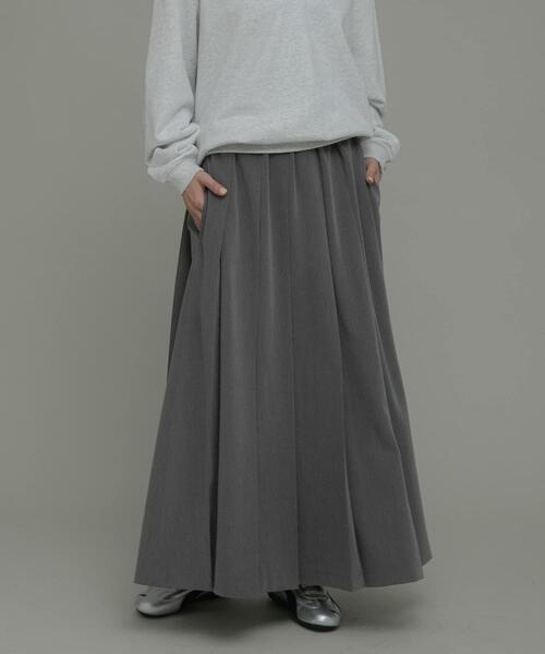 URBAN RESEARCH Sonny Label（アーバンリサーチサニーレーベル）の「プリーツイージースカート（スカート・レディース・チャコールグレー/モカ・38/36）」の3枚目の写真
