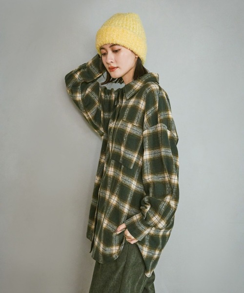 LAKOLE（ラコレ）の「シャギーニットワッチ / 579026（ニットキャップ/ビーニー・レディース・イエロー/グレー/オフホワイト/ワイン・FREE）」の6枚目の写真