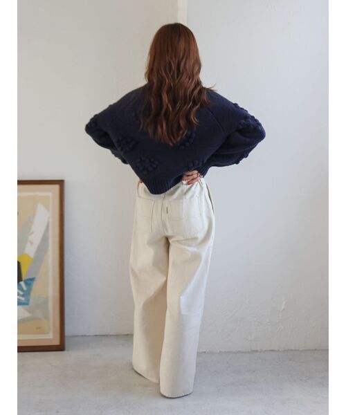 Ungrid(アングリッド)の「【WEB限定】ボタンデザインハイウエストストレートデニム(デニムパンツ・レディース・ブルー/アイボリー・25inch/24inch/23inch/26inch)」の18枚目の写真