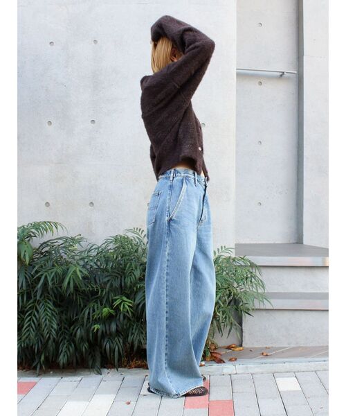 Ungrid(アングリッド)の「【WEB限定】ボタンデザインハイウエストストレートデニム(デニムパンツ・レディース・ブルー/アイボリー・25inch/24inch/23inch/26inch)」の20枚目の写真