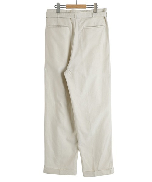 Kaptain Sunshine（キャプテン サンシャイン）の「KAPTAIN SUNSHINE / キャプテンサンシャイン：Belted Riviera Pantalon：KS25SPT14[NOA]（チノパンツ・メンズ・ホワイト系その他・32/30）」の2枚目の写真