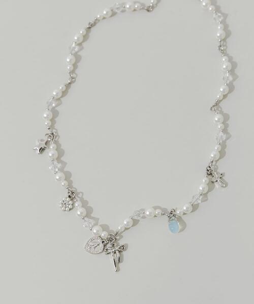 SMELLY（スメリー）の「キラキラチャームパールネックレス（ネックレス・レディース・シルバー系その他・-）」の2枚目の写真