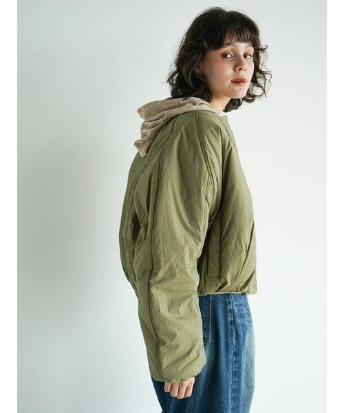 FIKA.(フィーカ)の「Volume short blouson(その他アウター・レディース・ミント/オフホワイト/カーキ・MEDIUM)」の6枚目の写真