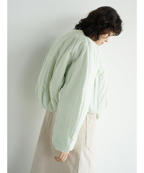 FIKA.(フィーカ)の「Volume short blouson(その他アウター・レディース・ミント/オフホワイト/カーキ・MEDIUM)」の14枚目の写真