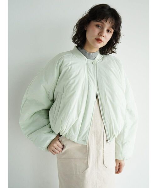 FIKA.(フィーカ)の「Volume short blouson(その他アウター・レディース・ミント/オフホワイト/カーキ・MEDIUM)」の16枚目の写真