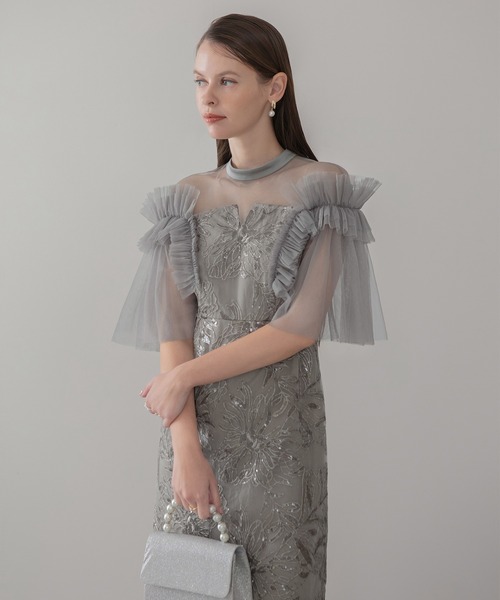 Leja(レジャ)の「【LEJA】チュールフリルショルダーシアーIラインワンピースドレス美脚効果結婚式 パーティードレス 成人式 二次会 同窓会 お呼ばれ オケージョン 20代 30代(ドレス・レディース・グレー/ブラック・MEDIUM/SMALL)」の5枚目の写真