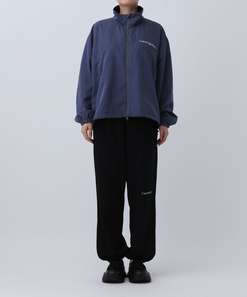 ALAND（エーランド）の「【UNISEX】 ALAND×INAPSQUARE／ファスナートラックジャケット（ナイロンジャケット・レディース・ブラック/ネイビー・LARGE/SMALL）」の13枚目の写真