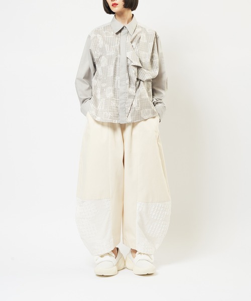 gomme（ゴム）の「パルテノンドレープシャツ（シャツ/ブラウス・レディース・グレー/ブラック/ホワイト・MEDIUM）」の4枚目の写真