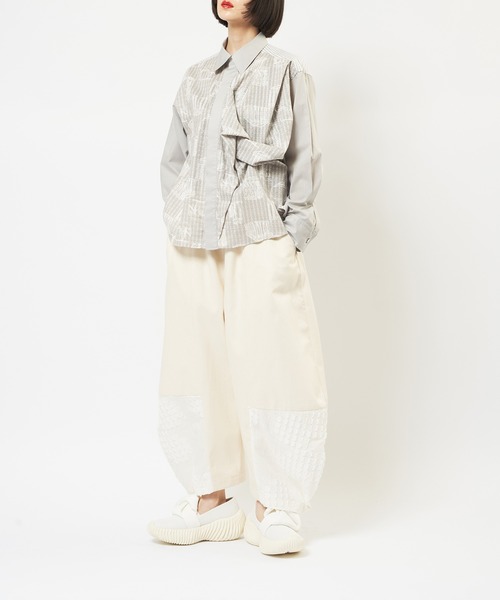 gomme（ゴム）の「パルテノンドレープシャツ（シャツ/ブラウス・レディース・グレー/ブラック/ホワイト・MEDIUM）」の5枚目の写真