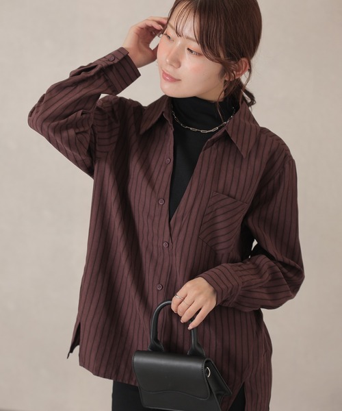 Lace Ladies(レースレディース)の「ストライプ柄 スキッパー 襟付き 長袖 フェイクレイヤード カットソー(Tシャツ/カットソー・レディース・アイボリー/チャコールグレー/パープル/ネイビー・FREE)」の11枚目の写真