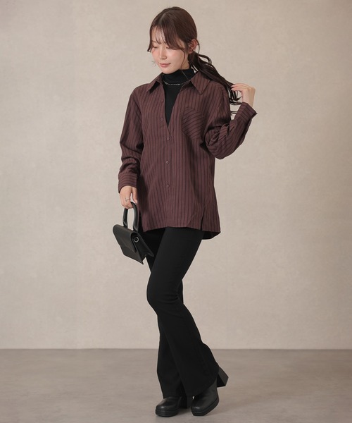Lace Ladies(レースレディース)の「ストライプ柄 スキッパー 襟付き 長袖 フェイクレイヤード カットソー(Tシャツ/カットソー・レディース・アイボリー/チャコールグレー/パープル/ネイビー・FREE)」の6枚目の写真