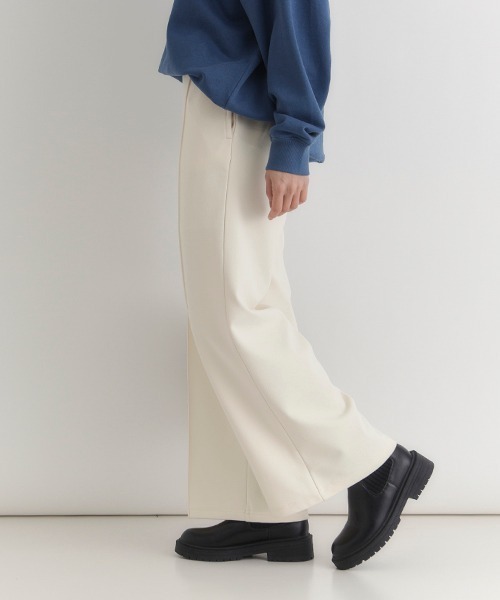 Right-on（ライトオン）の「【HONEYSUCKLE ROSE】カットジョーゼットパンツ (ゆったりシルエット シンプル おしゃれ)（その他パンツ・レディース・オフホワイト/ブラウン/ブラック・M/L/S）」の5枚目の写真