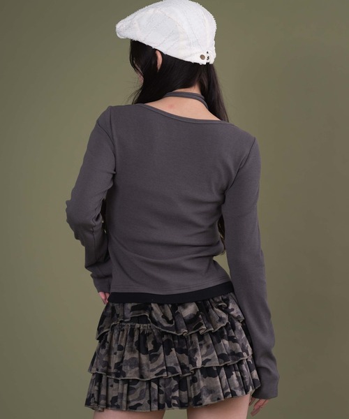 WEGO（ウィゴー）の「DISPARK/チョーカーツキレイヤードトップ（Tシャツ/カットソー・レディース・チャコールグレー/ホワイト・FREE）」の14枚目の写真