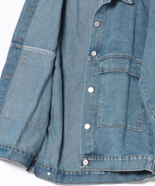 urge:(アージコロン )の「【URGE:】オーバーサイズ デニム ジャケット(デニムジャケット・レディース・グレー/ブルー・SMALL/MEDIUM/LARGE/X-LARGE)」の4枚目の写真