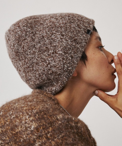 VION(ヴィオン)の「メランジニットビーニー / Melange Knit Beanie(ニットキャップ/ビーニー・レディース・グレー/ブラウン/イエロー・FREE)」の1枚目の写真