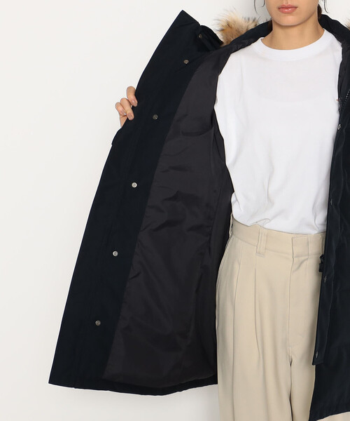 DANTON（ダントン）の「WOMEN'S FAUX FUR HOODED DOWN COAT（ダウンジャケット/コート・レディース・ネイビー/ブラック/オフホワイト/ベージュ/ダークブラウン/オリーブ・XS/S/M）」の18枚目の写真