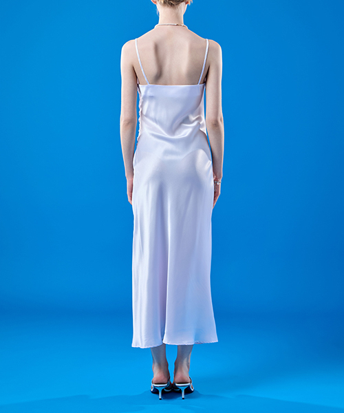 KOLEAT（コレット）の「夏のシャーリングマキシスリムシルクナシワンピース[IVORY]レイヤードワンピースver。（ワンピース・レディース・アイボリー・FREE）」の4枚目の写真