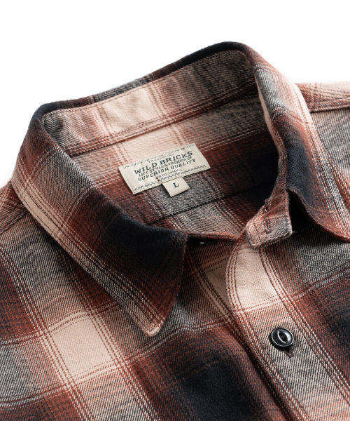 WILD BRICKS(ワイルドブリックス)の「W24 OMBRE PLAID WORK SHIRT (brown)(シャツ/ブラウス・メンズ・その他・LARGE/X-LARGE/MEDIUM)」の4枚目の写真